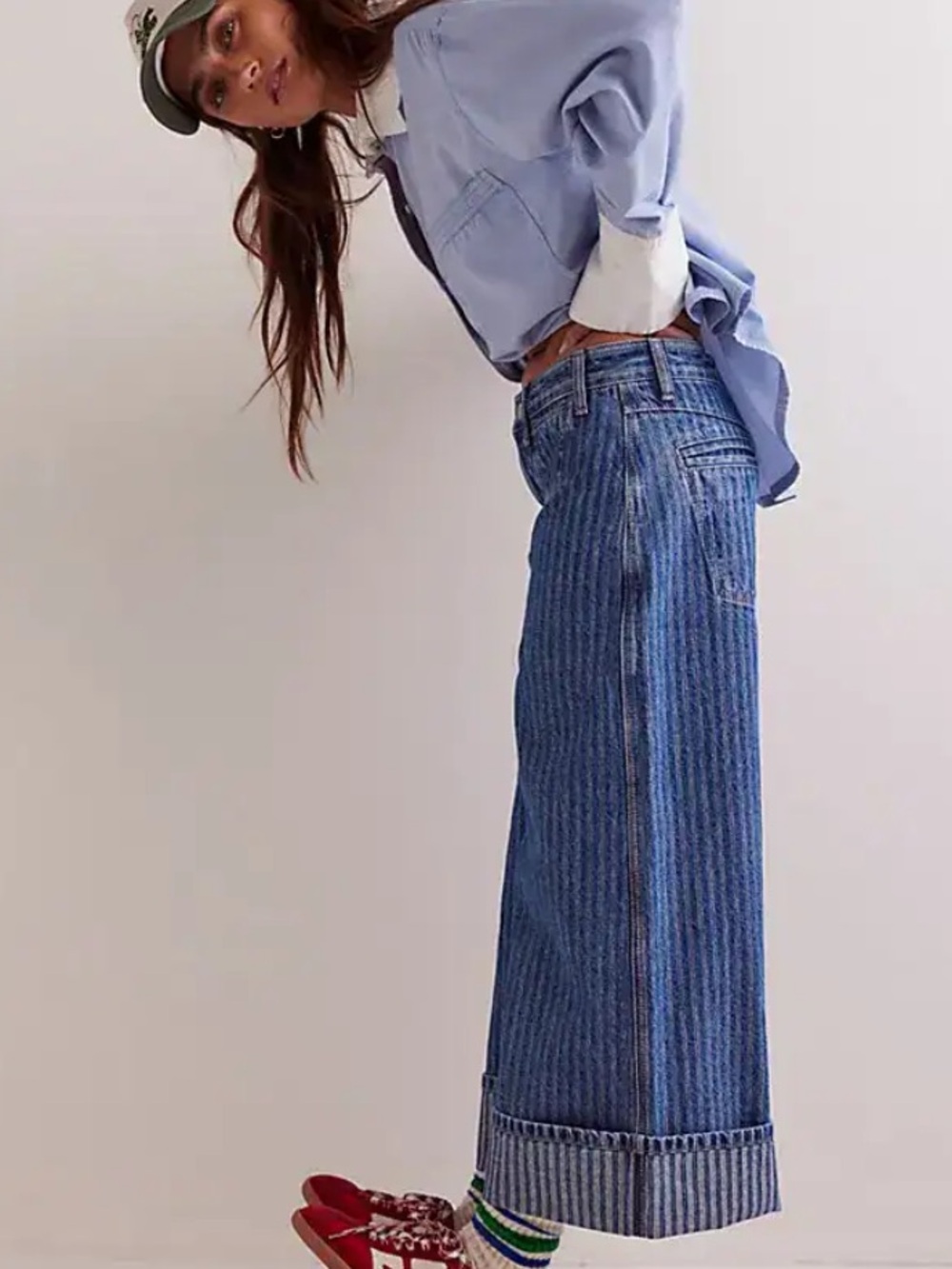 Brette Cropped Jeans
We The Free
Color- Bittersweet Blue
NWT -
Free People - Picture 5 of 8